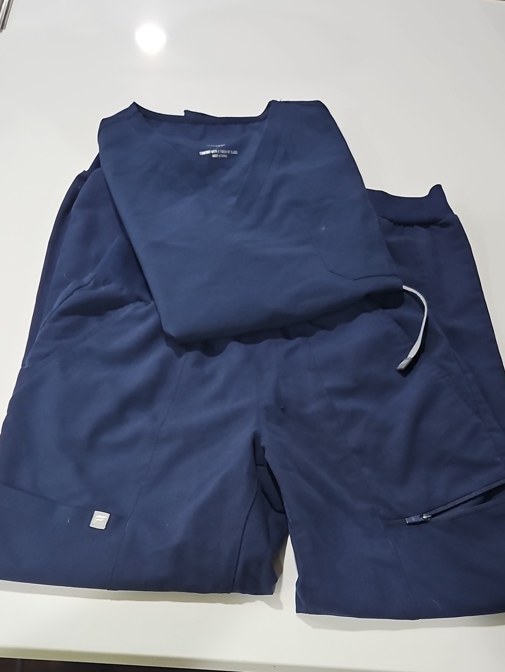 Fabletics Women's Scrub Set. Cozy Fit, Jogger Style Pant Sz Xs